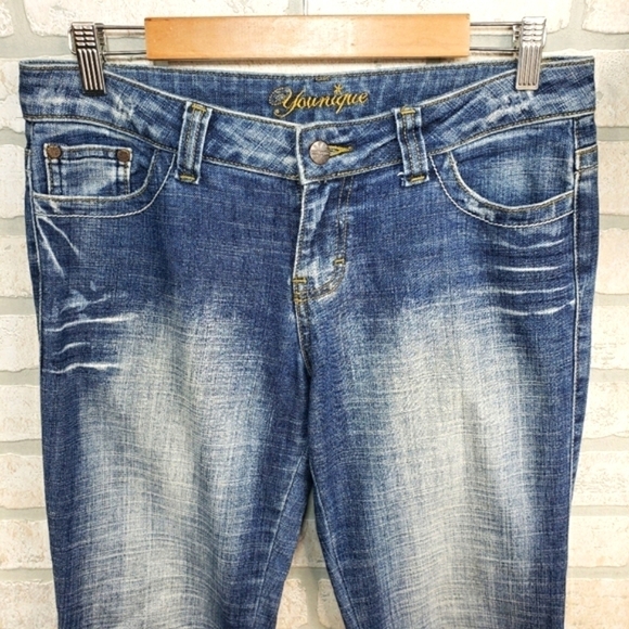 Younique Cuffed Capris Size 9 - Picture 5 of 9